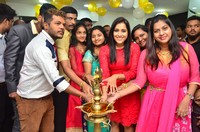 Rashmi Gautam Launches Be You Salon at Kondapur